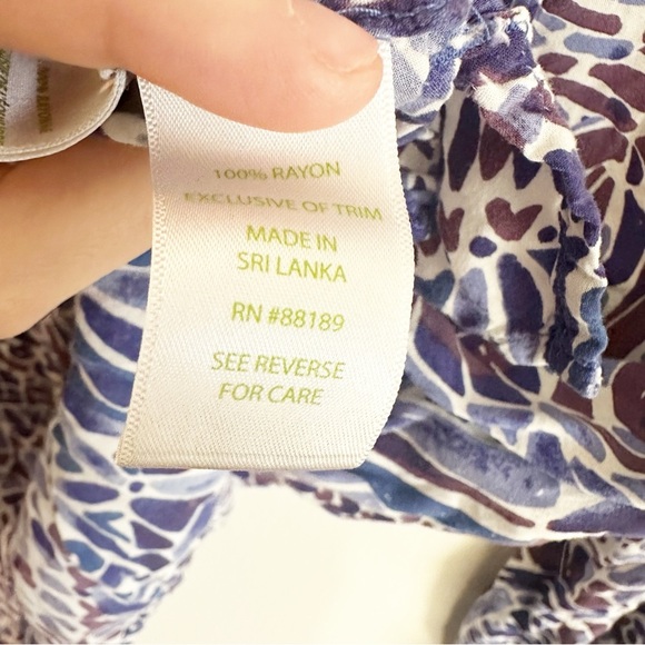 Lilly Pulitzer Willa Top in Tic Tac Tile Size XS EUC - Picture 7 of 9